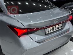 تويوتا أفالون